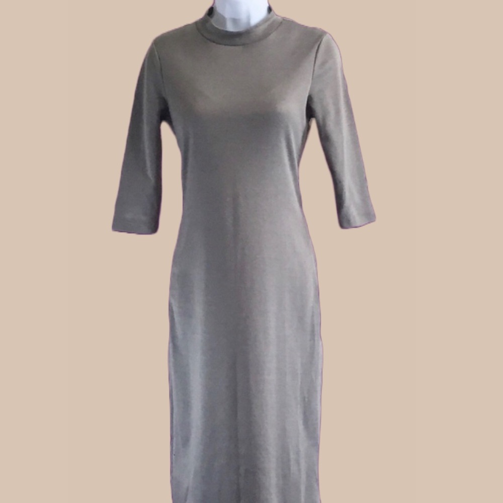 SHE (Soul Harmony Energy) Silver/Gray Knit Dress